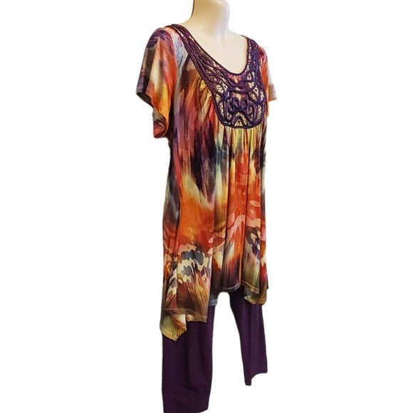 One World Purple Multi-color‎ 2 Piece Blouse and Capri Pants Set Sz Med - Picture 3 of 9